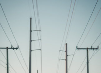 Memleketten Kaçak Elektrik Hikâyeleri